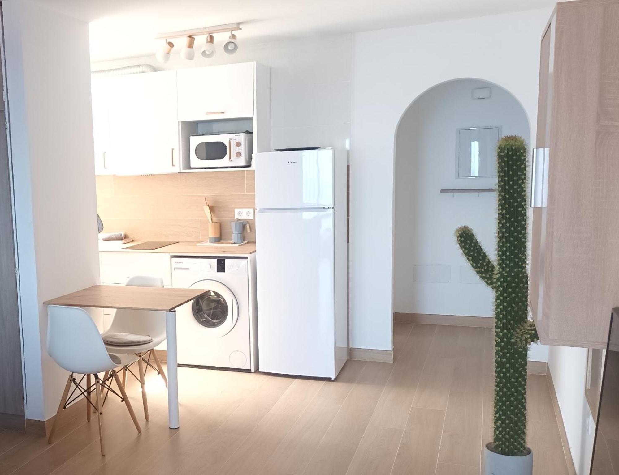 Modern Open-Plan Studio With Terrace And Sea View Tabaiba Ngoại thất bức ảnh